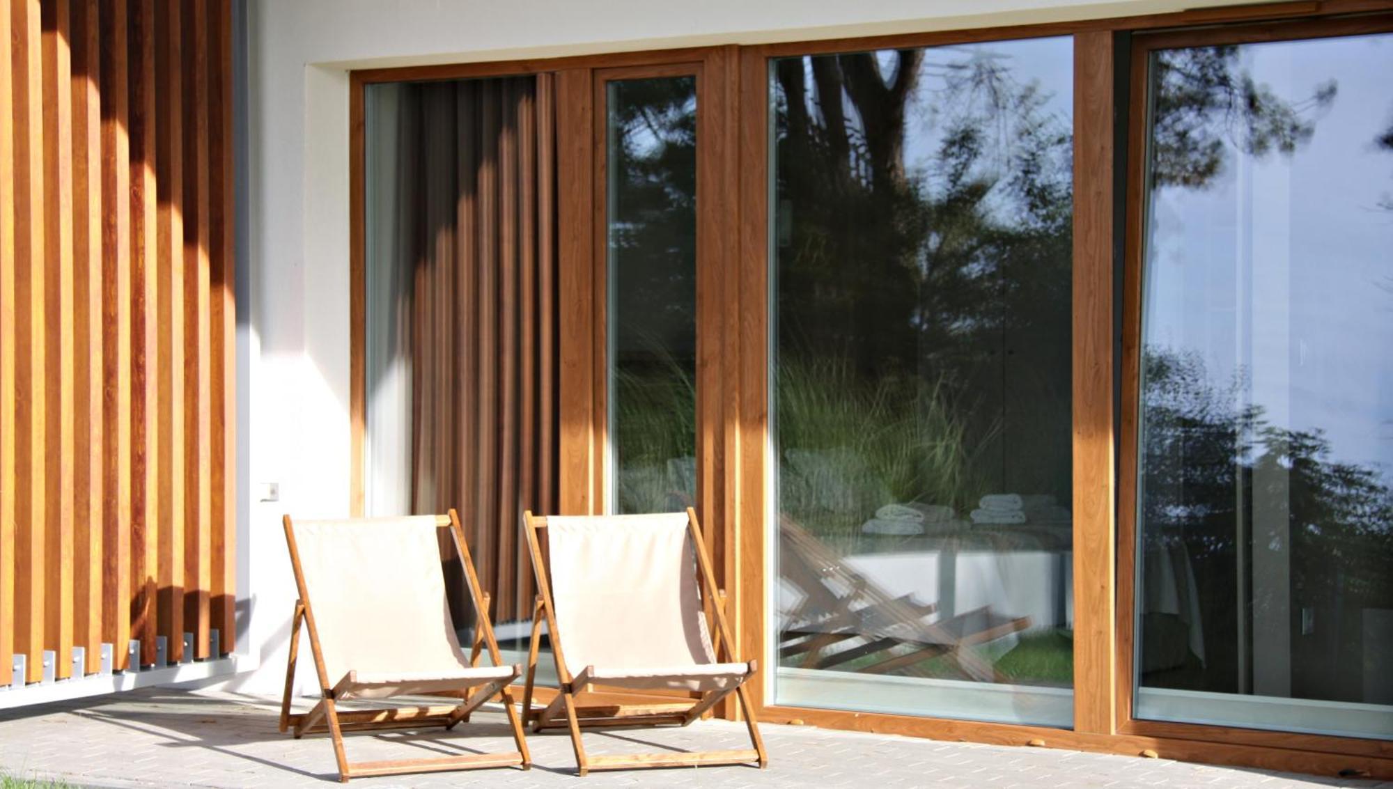 Let'S Sea - 2 Bedroom - Premium Baltic Apartment With Front Sea View Garden And Spa Access غونسكي المظهر الخارجي الصورة