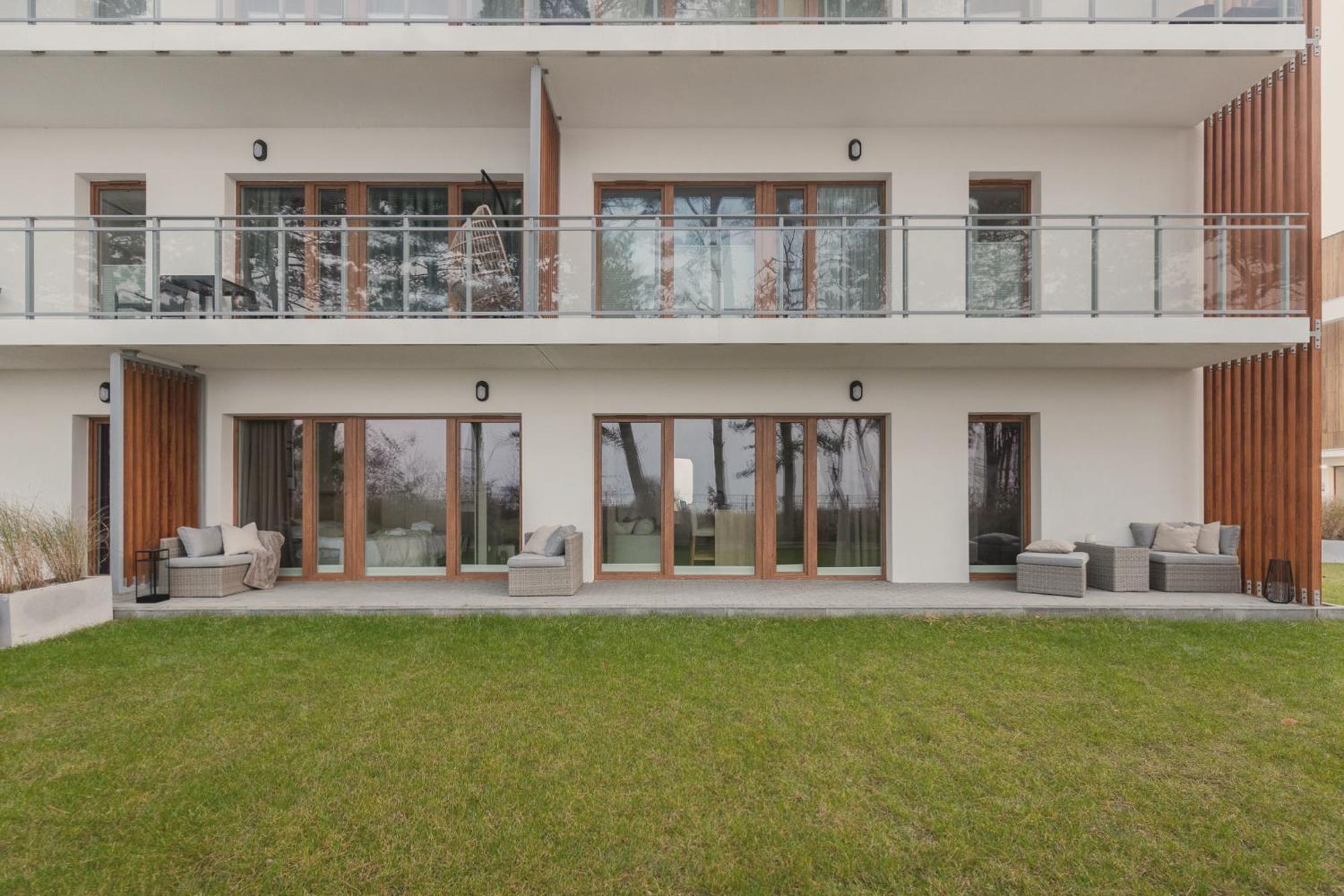 Let'S Sea - 2 Bedroom - Premium Baltic Apartment With Front Sea View Garden And Spa Access غونسكي المظهر الخارجي الصورة